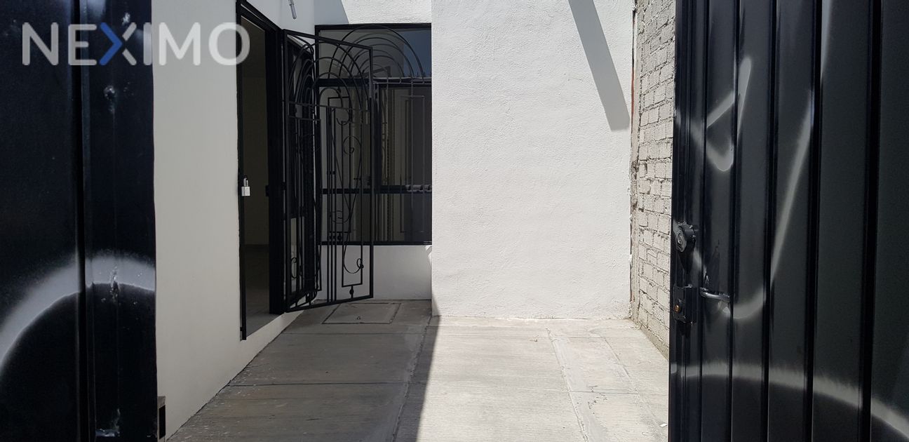 Casa en Venta en Colinas del Poniente, Querétaro, Querétaro | NEX-23092