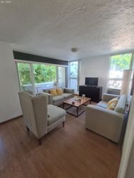 NEX-173057 - Departamento en Renta, con 2 recamaras, con 1 baño, con 1 medio baño, con 110 m2 de construcción en Jacarandas, CP 45133, Jalisco.